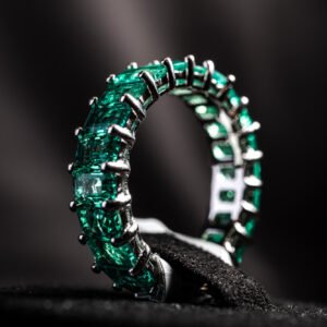 Emerald Flat Ring