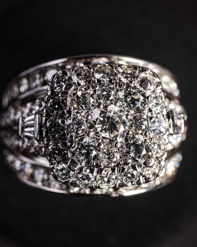 Royal White Ring (1)